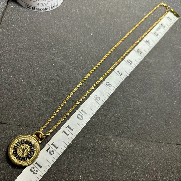 Vintage Sutton Gold Ornate Pendant Pocket Watch On 24” Monet Rope Chain Working - Picture 8 of 9